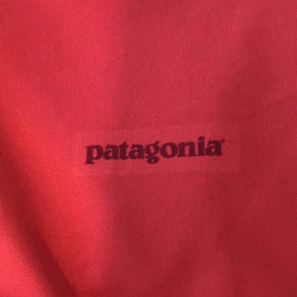 Patagonia Medium Tee Shirt Crew Neckline Short Sleeve Super Soft Feel - Picture 4 of 7
